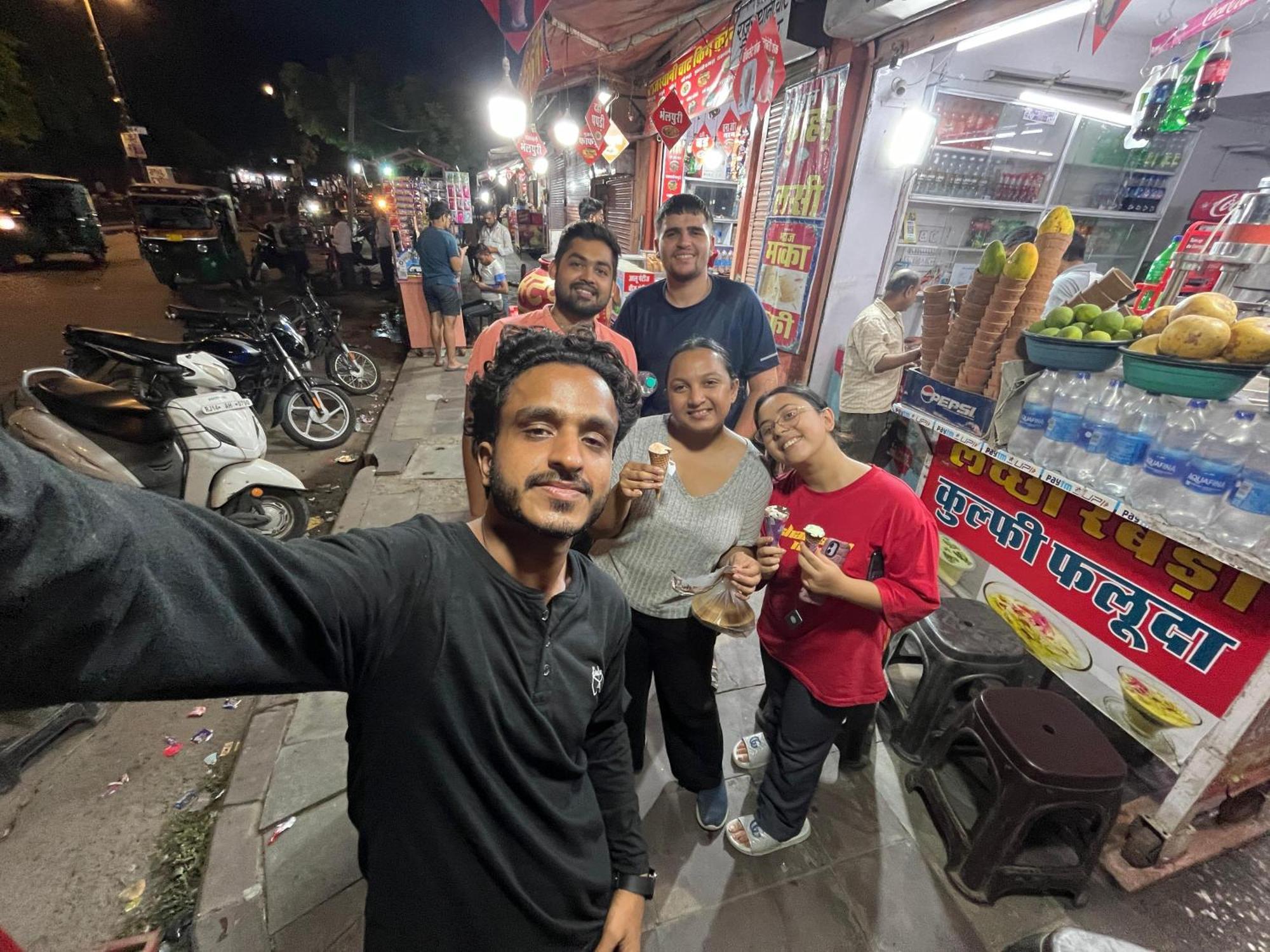 Madpackers Jaipur Hostel Bagian luar foto